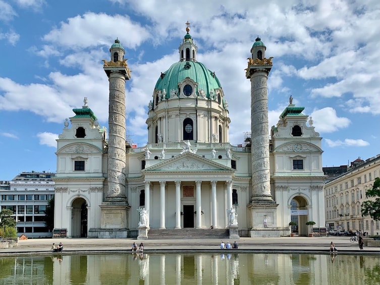 Vienna: Albertina Modern ticket & In-App City Audio Tour 2