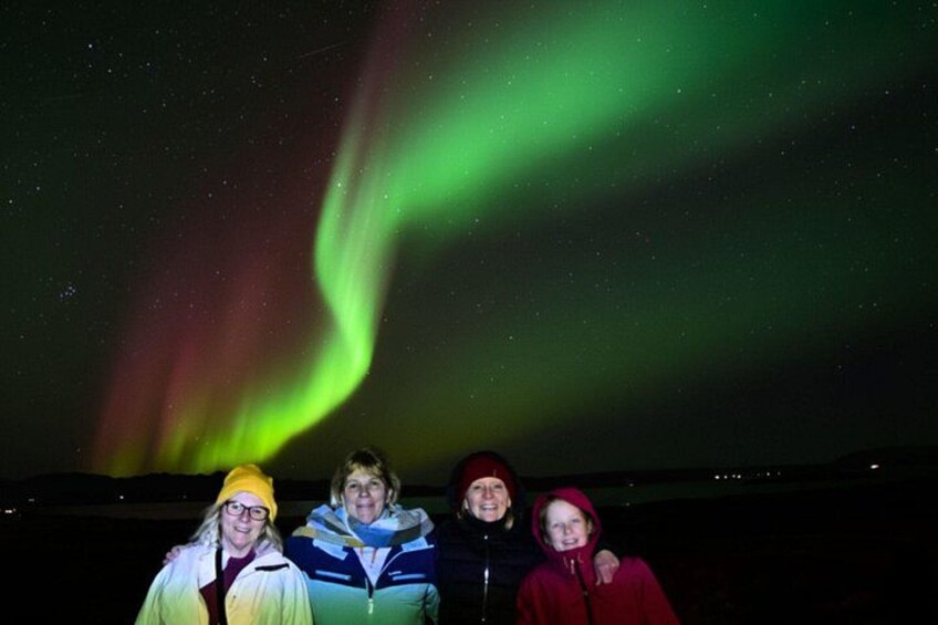 Northern Lights 4x4 Tour with Pastries and Cocoa from Reykjavik 2