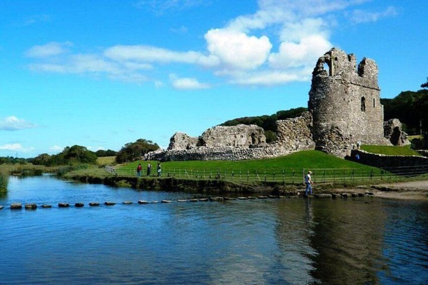 Cardiff: South Wales Cliffs, Beaches & Castles Day Tour 3
