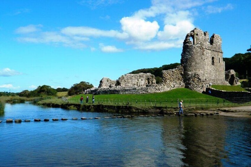 Cardiff: South Wales Cliffs, Beaches & Castles Day Tour 4