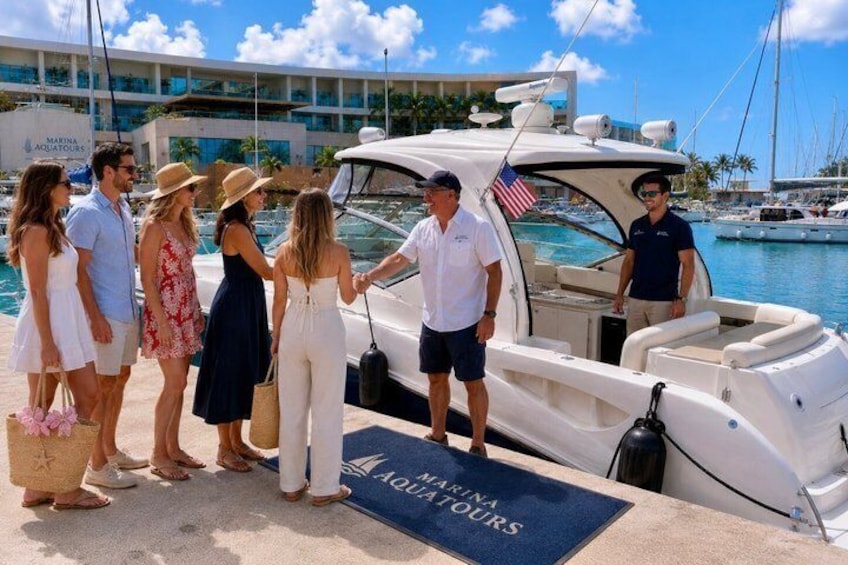 Private yacht experience in Cancun 5