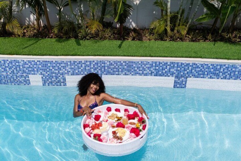 Floating Brunch Pool Experience 2