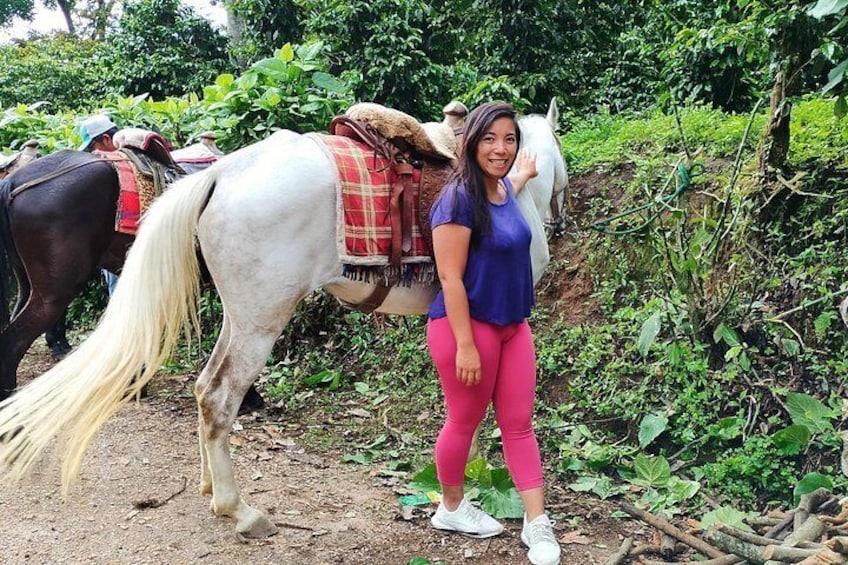 Horseback Riding Tour in San Pedro La Laguna 2