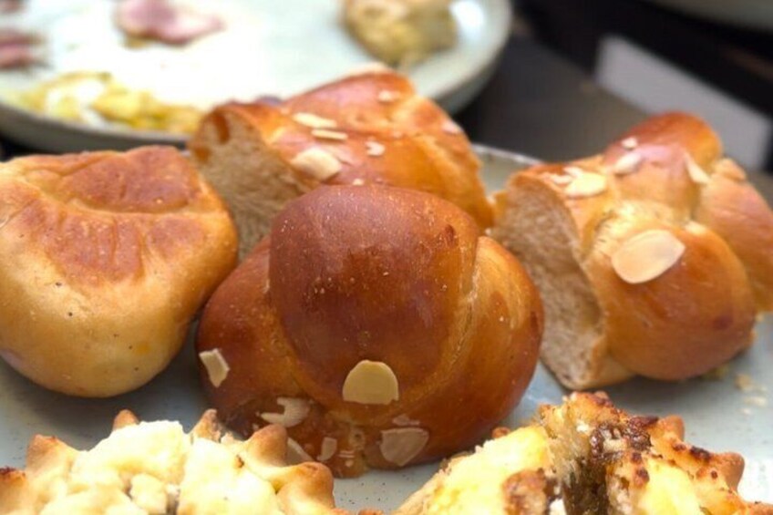 Food Tour with a Local Chef: Markets, Tastings & Lunch 3