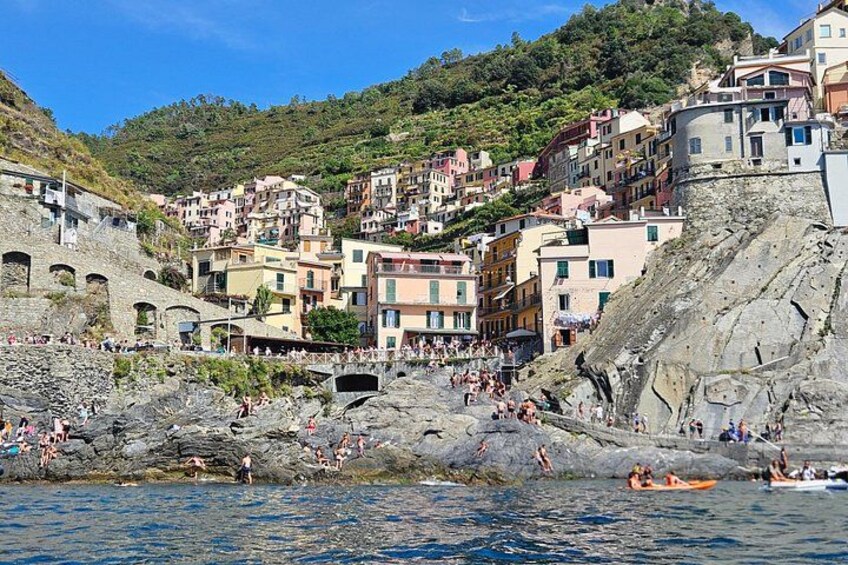Private Boat Tour from La Spezia to 5 Terre whit Drinks-Snacks 3