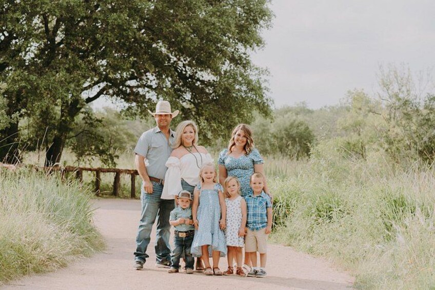 Private Vacation Photoshoot with Photographer in San Antonio 2