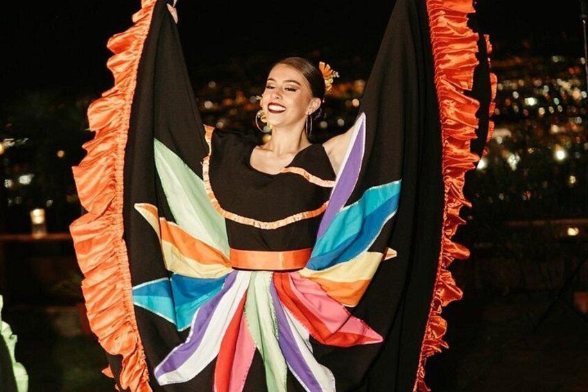 San Jose : Night Tica Gastronomy and Folk Dance in Costa Rica 4