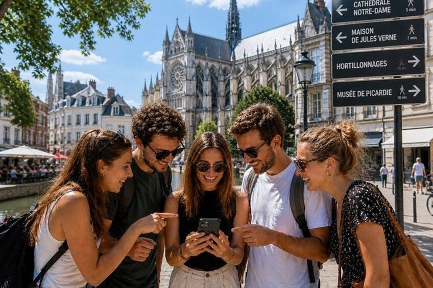 Amiens: Magic Themed Escape Game in City Team 3