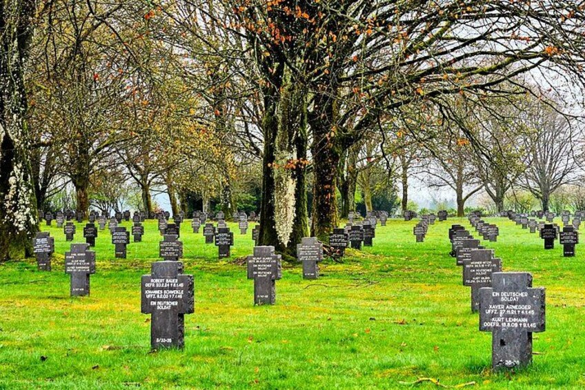 See the German cemetery of Bastogne-Recogne near Foy. 3