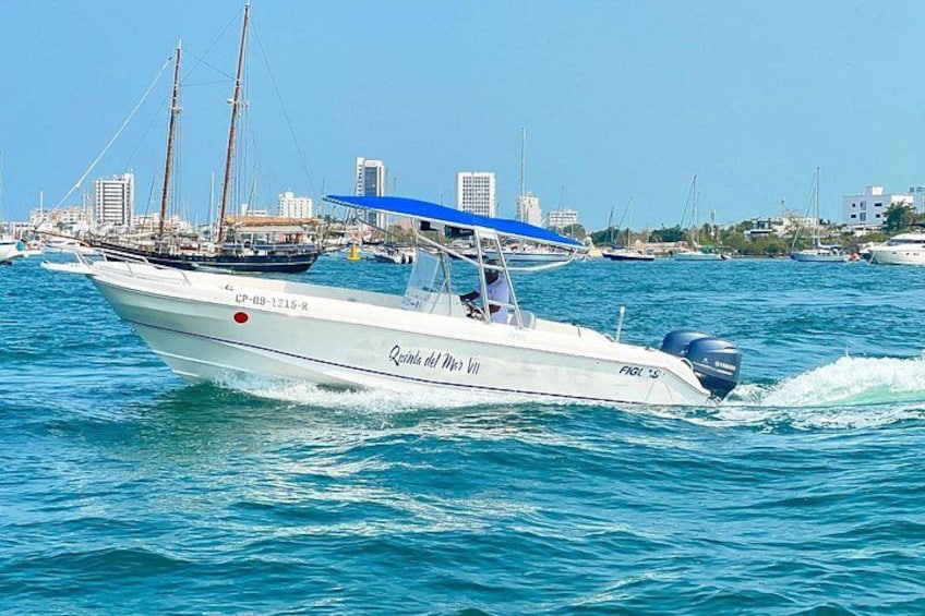 Cartagena Bachelor Party – Private Boat to Cholon with Drinks 2