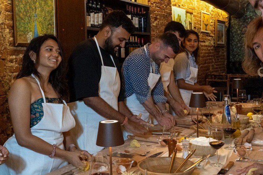 Florence Pasta & Tiramisu Cooking Class with Unlimited Wine 2