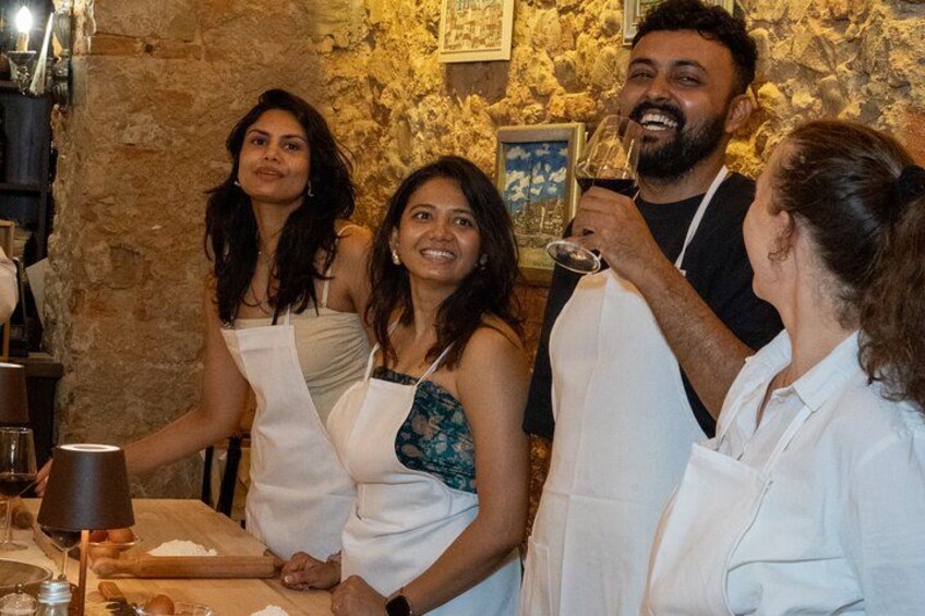 Florence Pasta & Tiramisu Cooking Class with Unlimited Wine 3