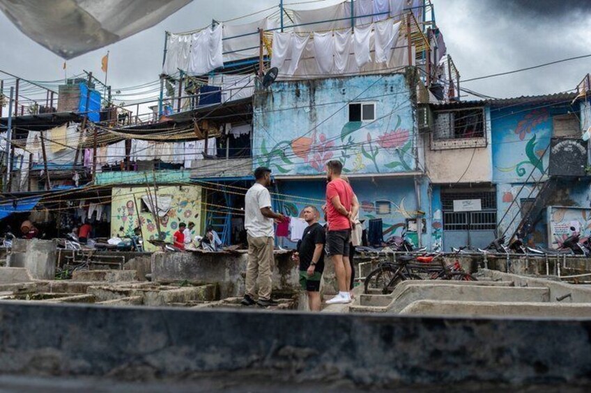 Private Mumbai Sightseeing & Dharavi Slum Tour with Local Guide 1