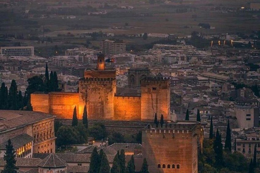 La Alhambra de Granada Group Tour from Motril Puerto 2