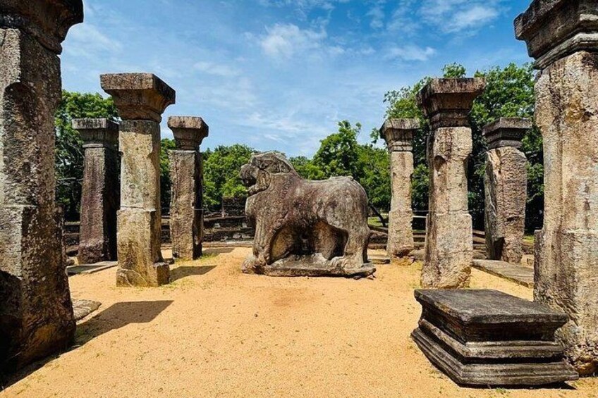 Polonnaruwa Ancient City Private Day Tour (Hidden Gems) 5