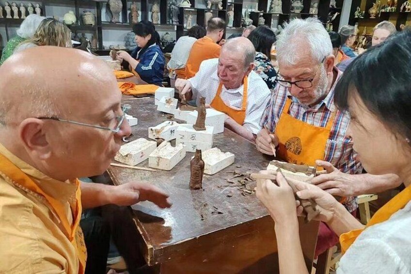 Beijing to Xi'an 2Day Terracotta Army&city tour with Bullet train 3