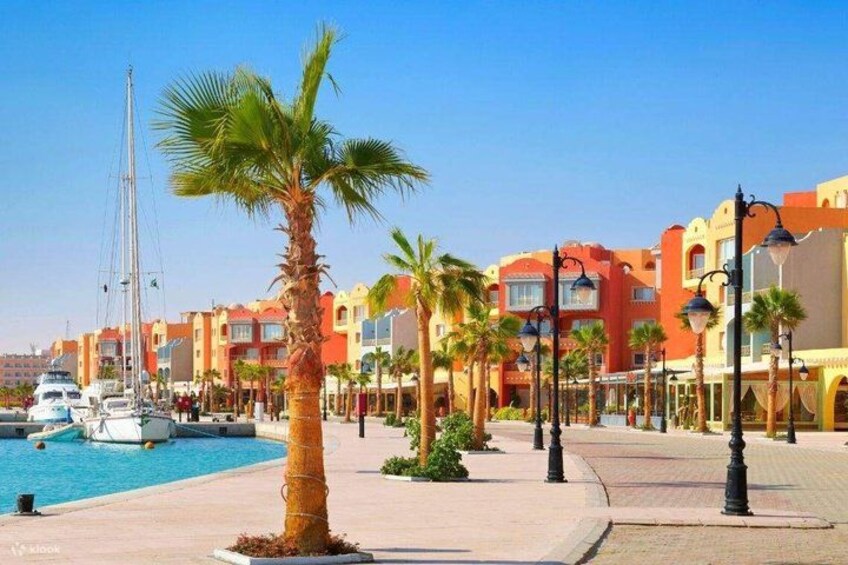 Hurghada Private Guided City Tour with Shopping 2
