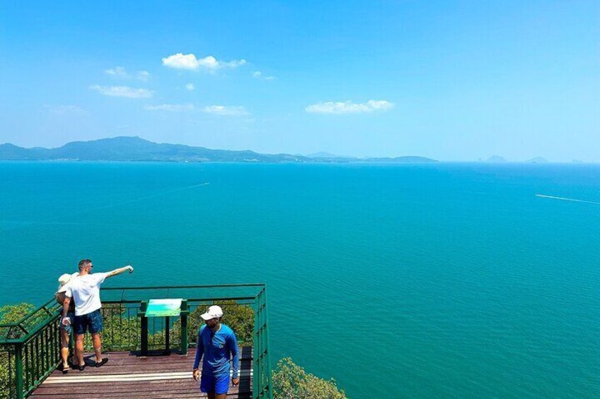 Hong Island Day Tour by Speedboat from Krabi 5
