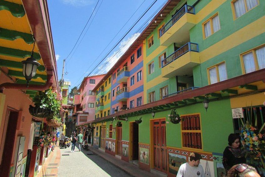 Guatape, Penol Stone, Dam Tour. 5