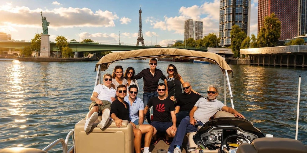 Paris: Private pontoon boat cruise tour on the Seine 1