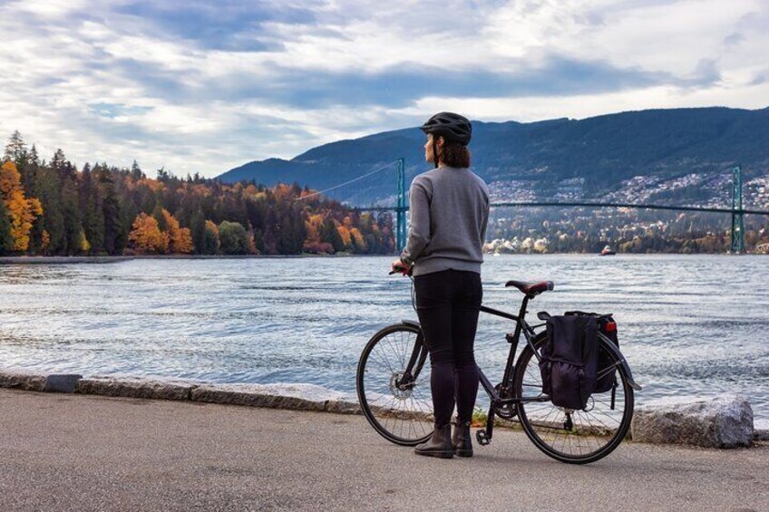 Private Half-day Hike and Bike Tour in Vancouver