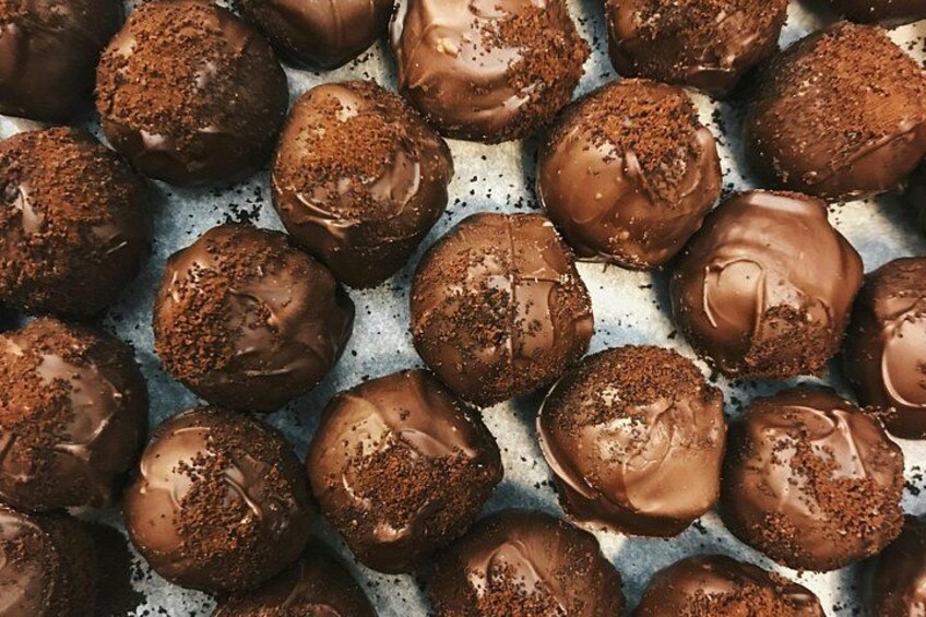 Geneva Chocolate & Sweet Delights Walking Tour by Do Eat Better 2