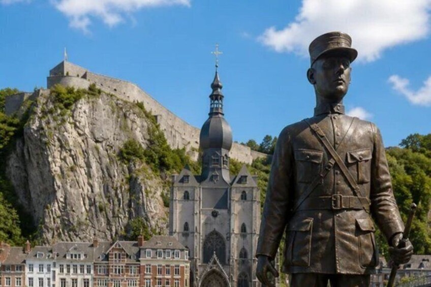 Dinant Scavenger Hunt & Highlights Self-Guided Walking Tour 3