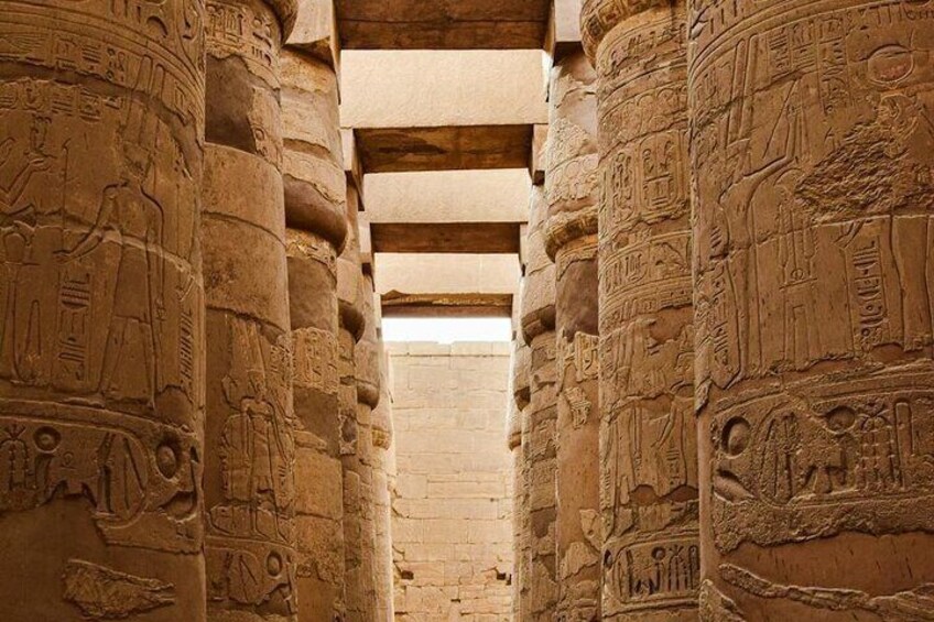 8 Days Luxury VIP Dahabiya Nile Cruise from Luxor to Aswan