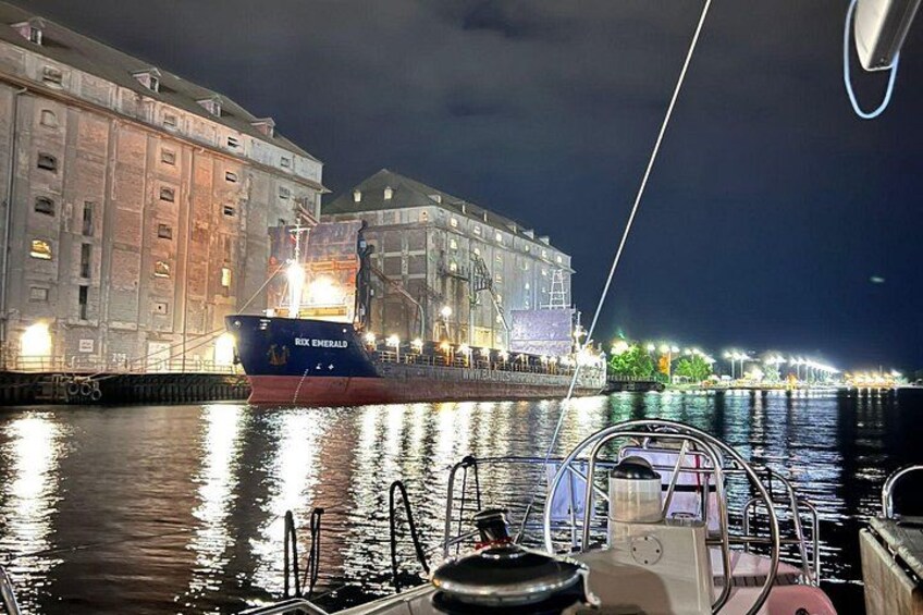 Gdansk Scenic Evening Yacht Cruise with Welcome Drink 3