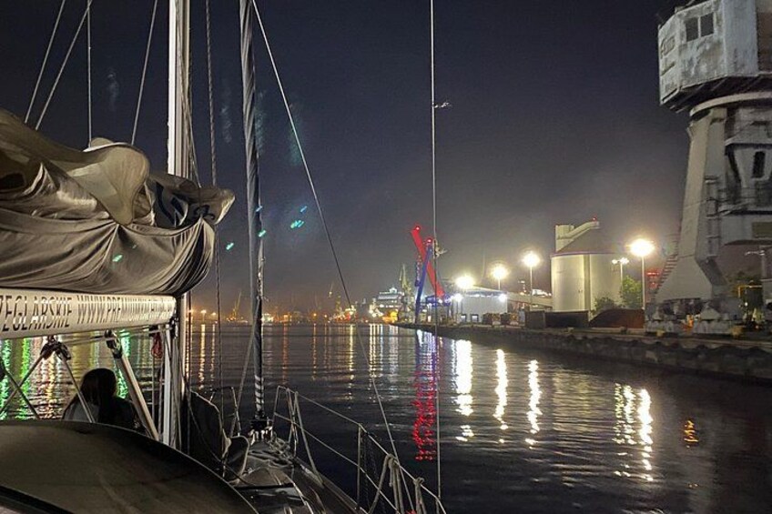 Gdansk Scenic Evening Yacht Cruise with Welcome Drink 4