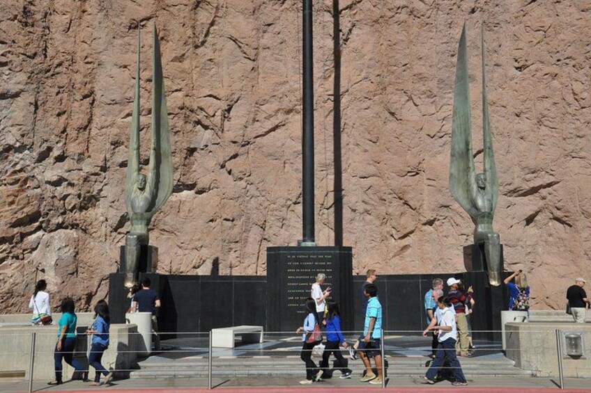 Private 3.5 Hours Mercedes Sprinter Tour in Hoover Dam 2