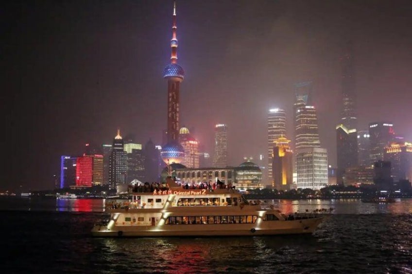 Huangpu River Cruise&Bund City Lights Evening Tour of Shanghai 4