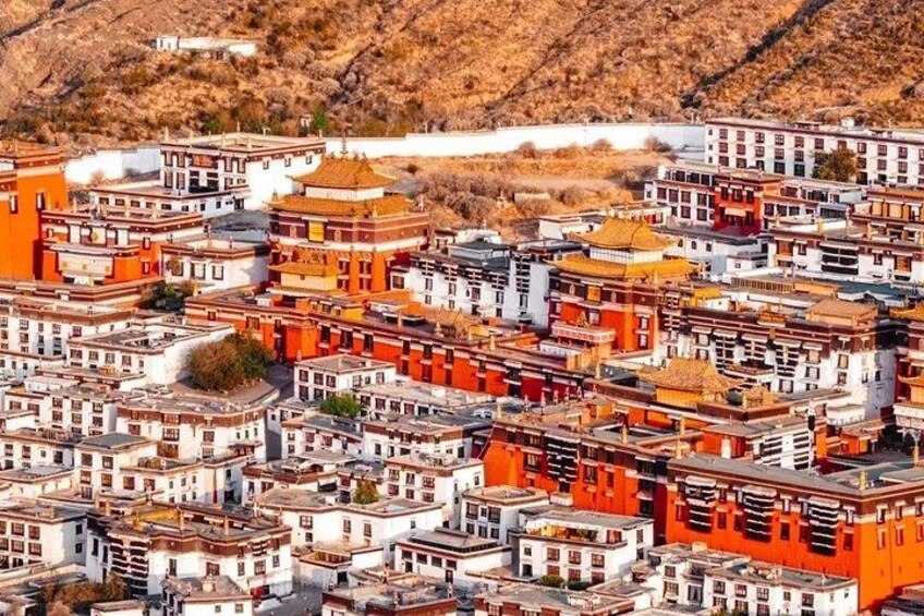 10-day Tibet Tour on Flight and Soft Sleeper train 3