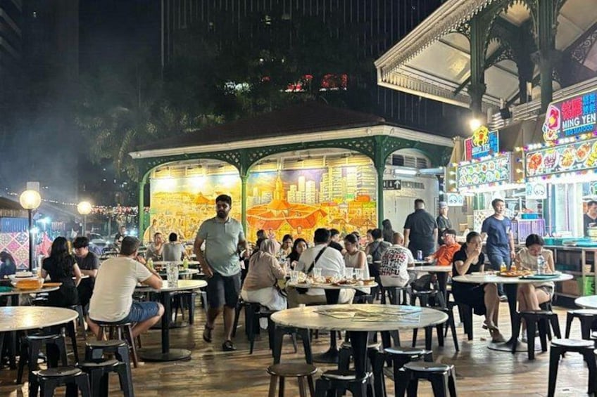 Singapore River Cruise and Light Shows With Private Transfers 5