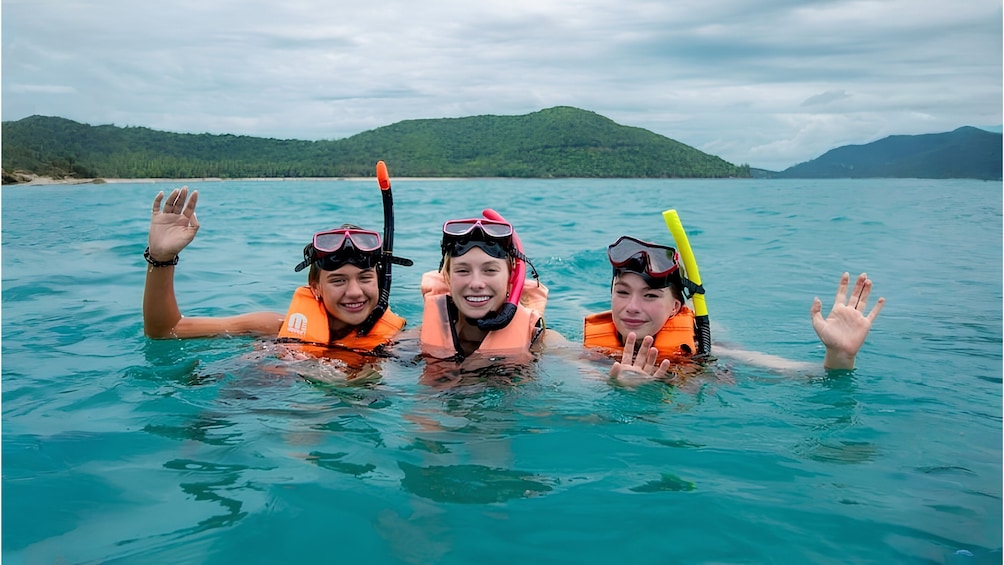 Tropical Treasures: Snorkeling & Kayaking in Angthong Marine Park 3