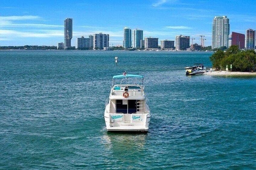 miami yacht rentals 2