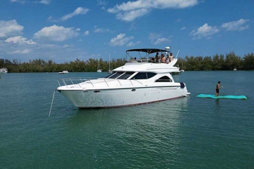 50ft with 2 Jet skis Miami Yacht Rental 13 Ppl Max 2