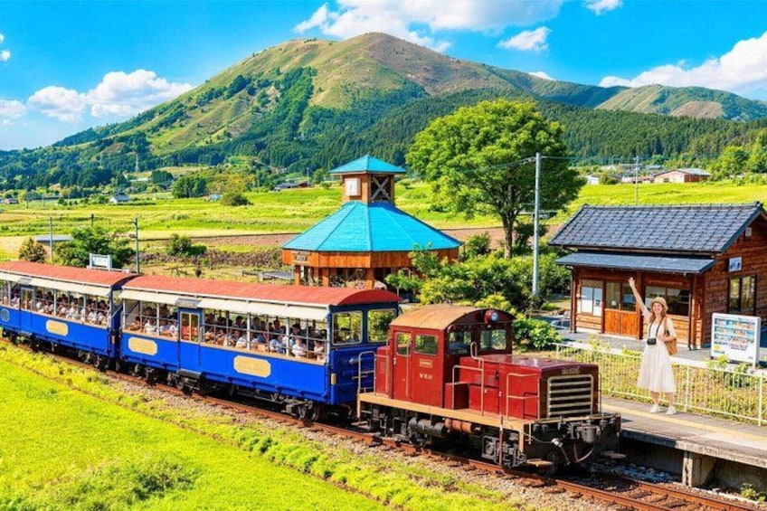 Fukuoka: Mount Aso Volcano, Kumamoto Castle, Grasslands Day Tour 4