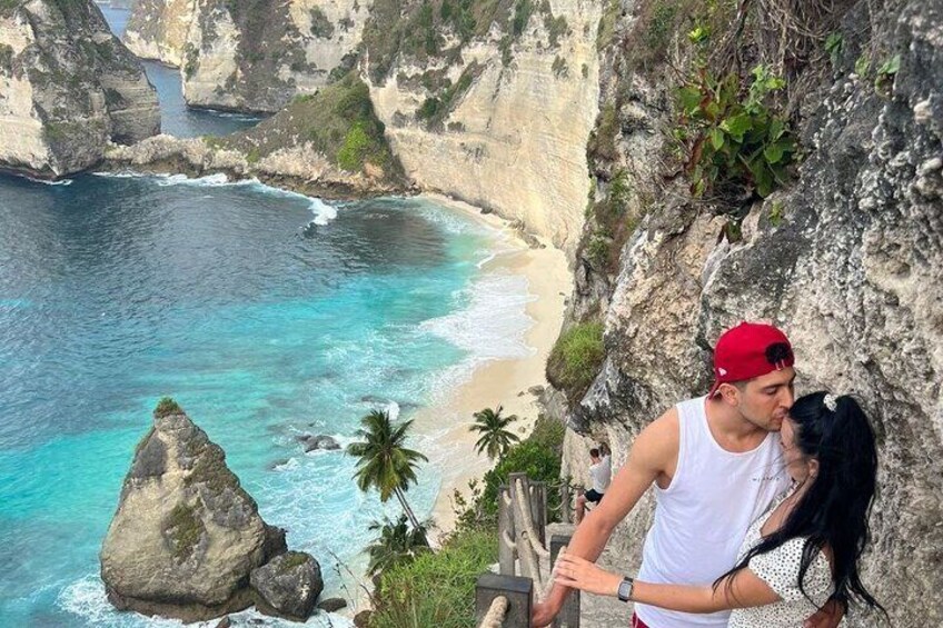 Nusa Penida Tour with Iconic Photography in Kelingking 2