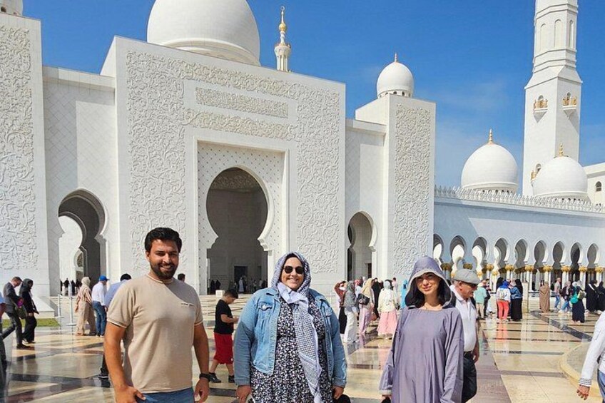 Private Abu Dhabi City Tour with Gold Coffee at Emirates Palace 2