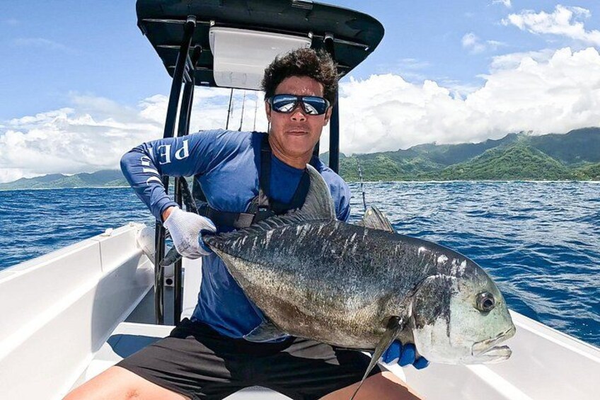 Raiatea: fish and cook your fishing on the lagoon! 2