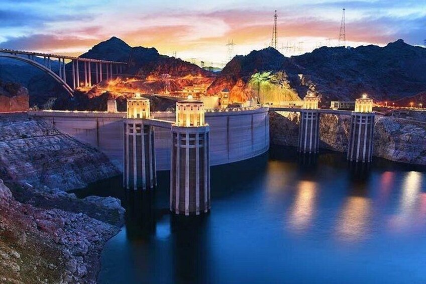 Hoover Dam Tunnels & Power Plant Tour 5