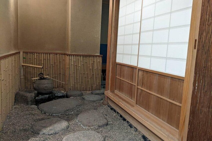 Tokyo Learn from Expert for a Real Matcha Experience 3