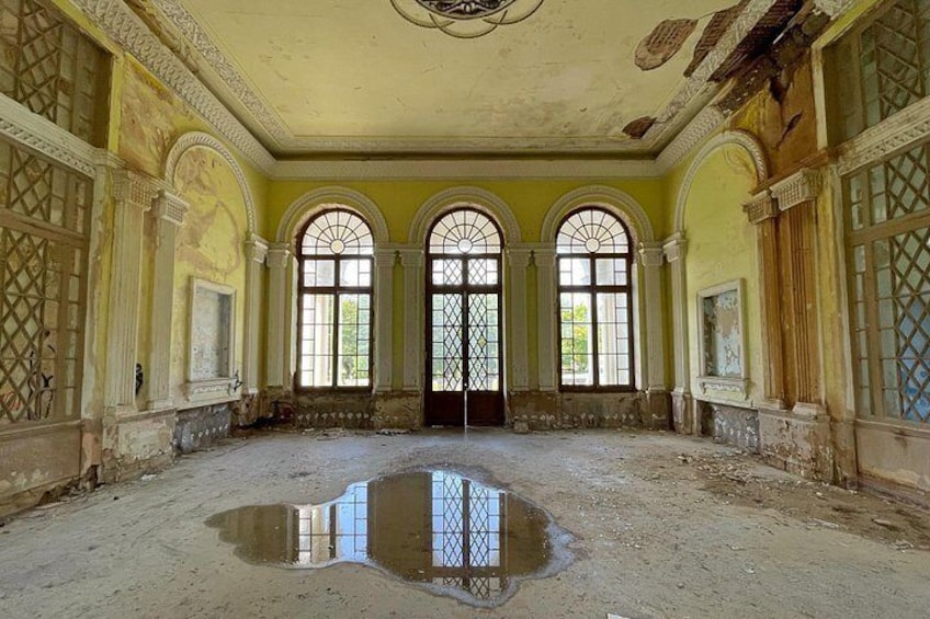 Abandoned Sanatoriums of Tskaltubo Half Day Tour from Kutaisi 3