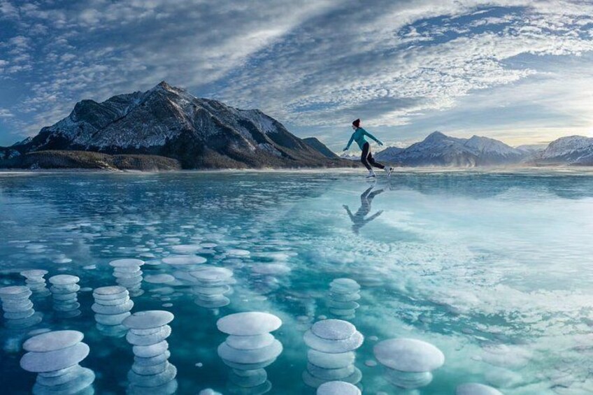 Skate on Abraham Lake 2