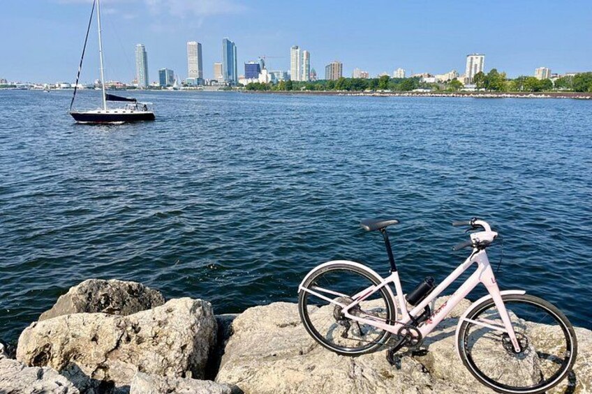 Old Milwaukee Lite 1:30pm E-Bike Tour 5