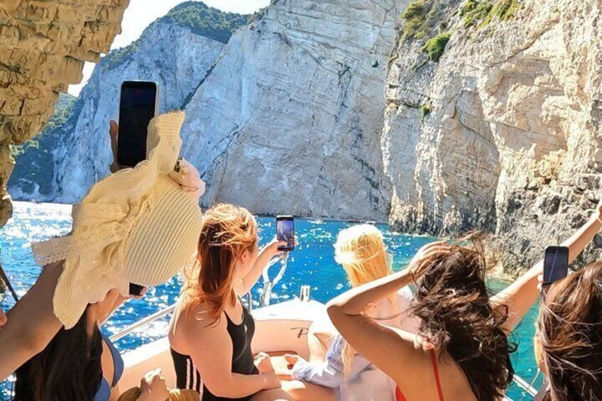 Small Group Turtle Tour Zakynthos 2