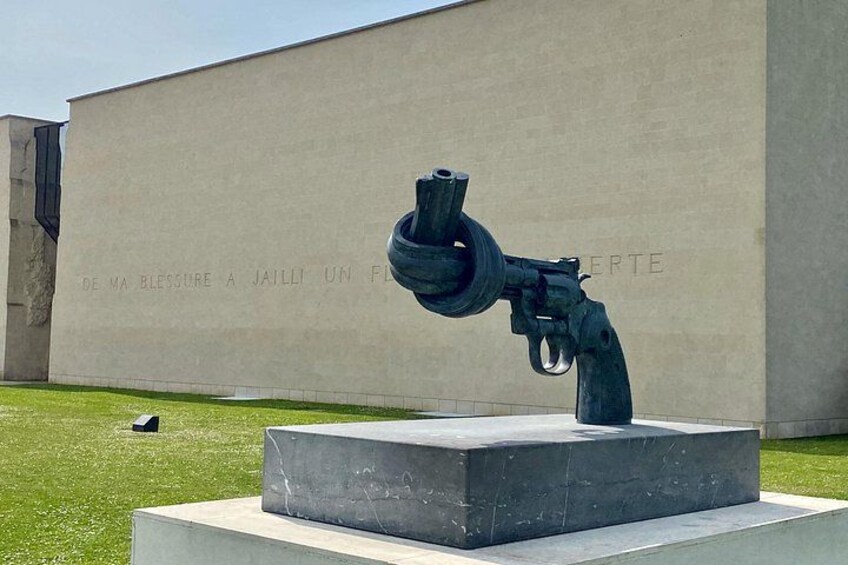 Normandy D-Day 7 Iconic Sights Guided Private Trip from Paris 1