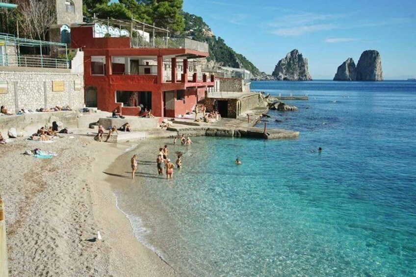 2 - Hour Boat Tour of Capri on board a shared boat 3