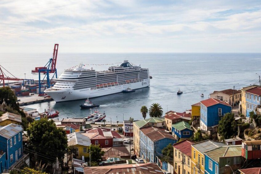 Transfer in/out cruise to/from Santiago plus tour Valparaiso 1